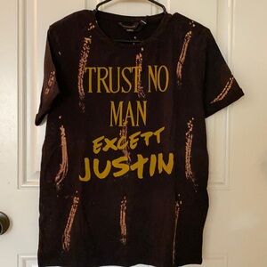 Justin Bieber t-shirt